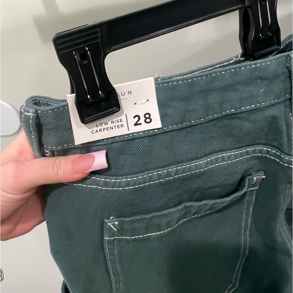 PacSun Low Rise Cargos - Picture 2 of 5